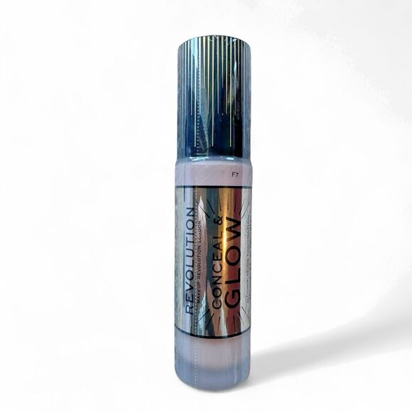 Makeup Revolution Conceal & Glow Full Coverage Foundation F7 Sealed Vitamin C - Picture 1 of 2